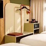 Ibis Styles Centre Hotel