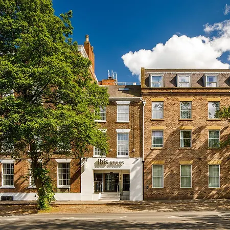 Hotel Ibis Styles Centre 3*