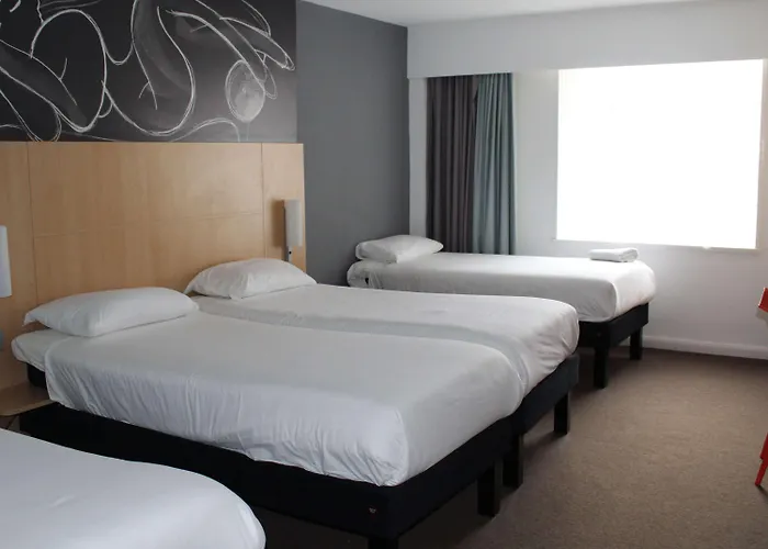 Ibis Styles Centre 酒店 3*