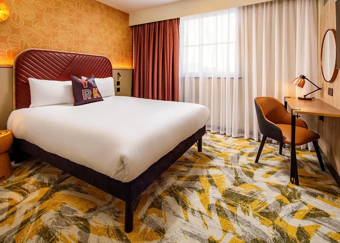 Ibis Styles Centre Hotel 3*