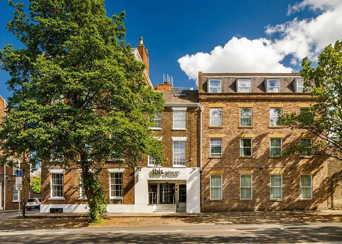 酒店 Ibis Styles Centre 3*
