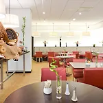 Ibis Styles Centre Hotel