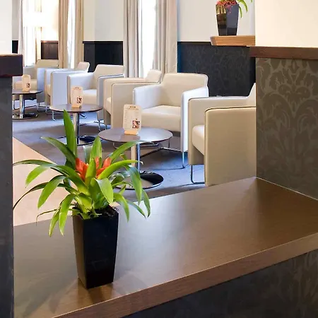 Ibis Styles Centre 3*