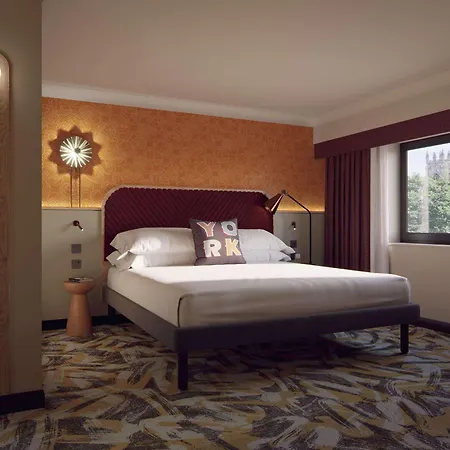 Ibis Styles Centre Hotel 3*