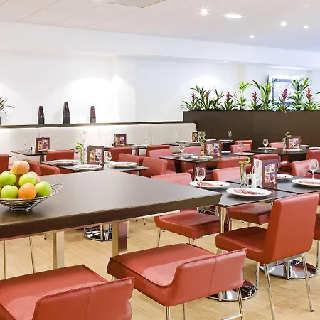 酒店 Ibis Styles Centre 3*